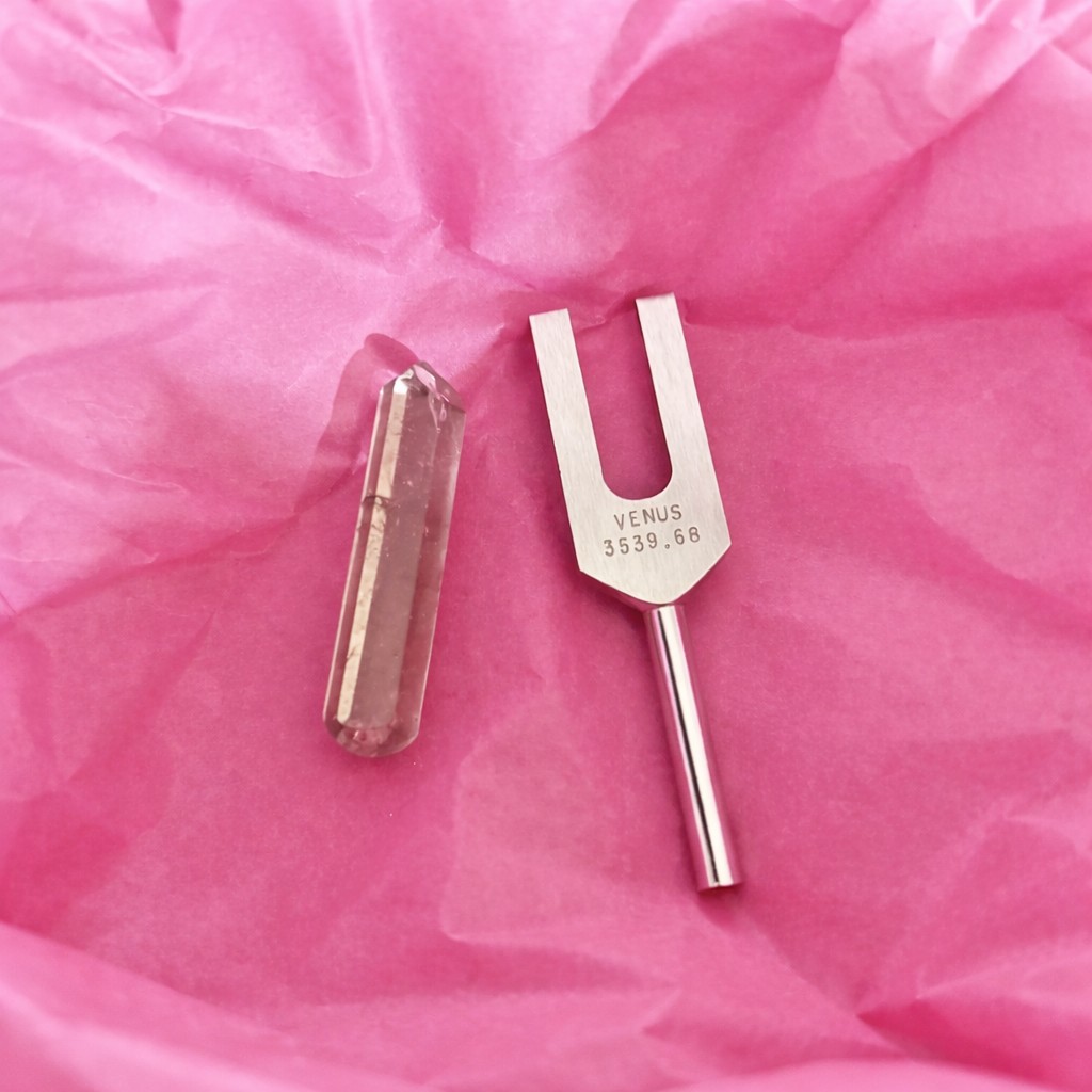 Love Bundle #1- Venus crystal tuner and crystal wand